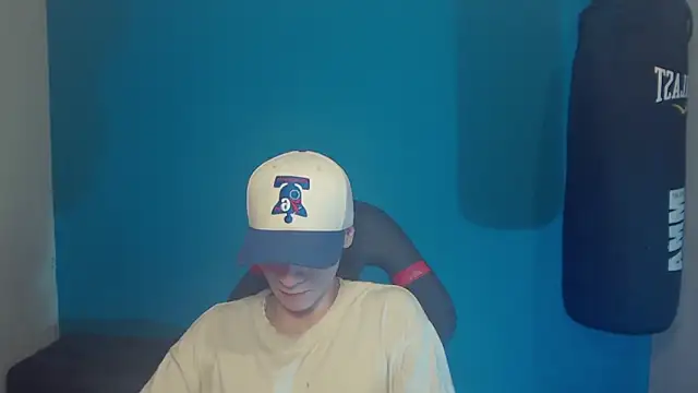 Snapshot of Burperking420_ chatting on 09-22-25, 07:16 Burperking420 online show from 09-22-25, 07:16