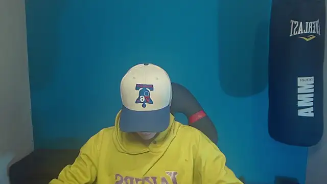 Snapshot of Burperking420_ chatting on 09-23-25, 06:55 Burperking420 online show from 09-23-25, 06:55