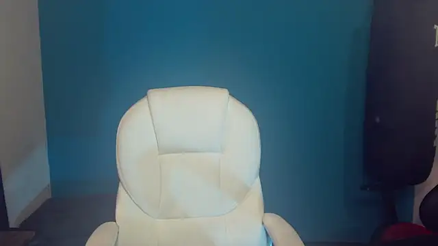 Snapshot of Burperking420_ chatting on 10-20-25, 08:42 Burperking420 online show from 10-20-25, 08:42