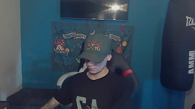 Snapshot of Burperking420_ chatting on 10-28-25, 04:53 Burperking420 online show from 10-28-25, 04:53