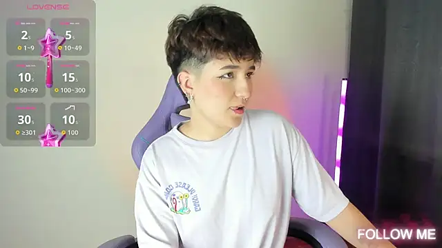 Snapshot of emma_cute7 chatting on 11-14-25, 12:09 emma cute7 online show from 11-14-25, 12:09