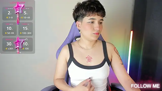 Snapshot of emma_cute7 chatting on 11-16-25, 01:11 emma cute7 online show from 11-16-25, 01:11