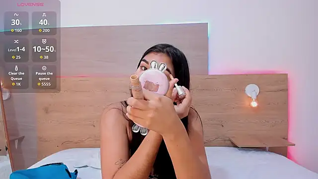 Snapshot of _Ananyaa_lovd chatting on 09-17-25, 11:45 Ananyaa lovd online show from 09-17-25, 11:45