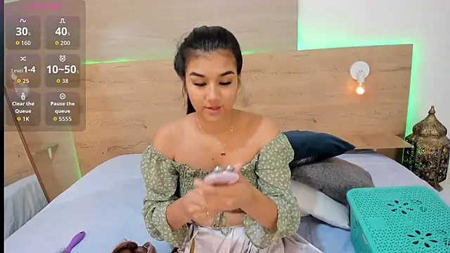 Snapshot of _Ananyaa_lovd chatting on 09-19-25, 11:44 Ananyaa lovd online show from 09-19-25, 11:44