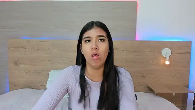 Snapshot of _Ananyaa_lovd chatting on 10-11-25, 12:15 Ananyaa lovd online show from 10-11-25, 12:15