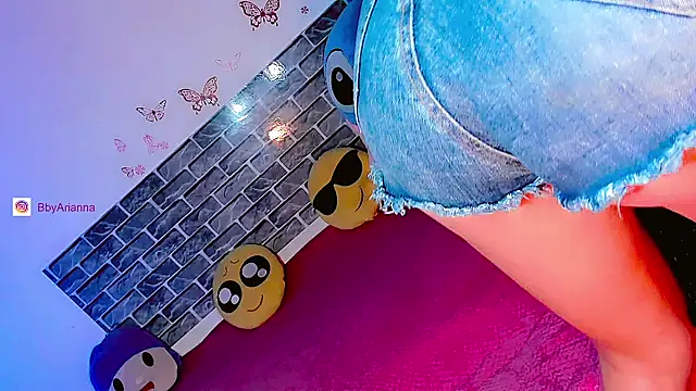 Snapshot of Ariana_doll01 chatting on 01-13-26, 10:53 Ariana doll01 online show from 01-13-26, 10:53