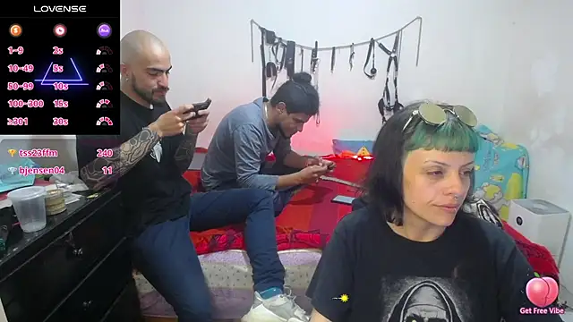 freyaa sorcerees online show from 03-19-25, 11:57