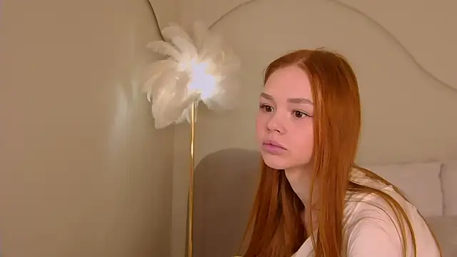 Snapshot of MiraBliss chatting on 10-10-25, 07:57 MiraBliss online show from 10-10-25, 07:57