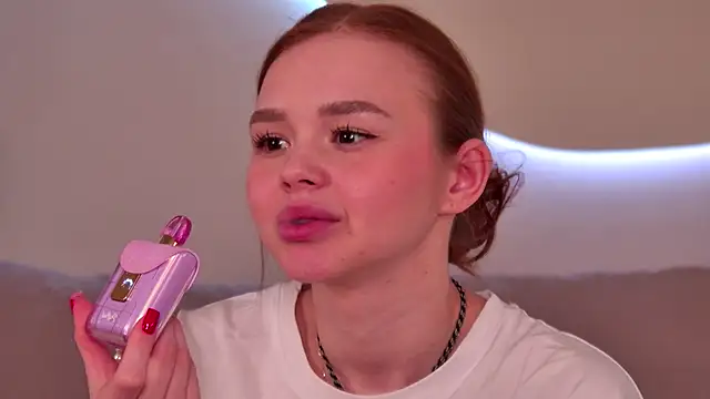 MiraBliss online show from 03-08-26, 02:04