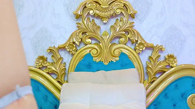 Snapshot of CataStones chatting on 02-28-26, 12:11 CataStones online show from 02-28-26, 12:11