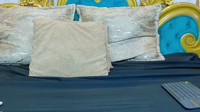 Snapshot of CataStones chatting on 03-12-26, 08:37 CataStones online show from 03-12-26, 08:37