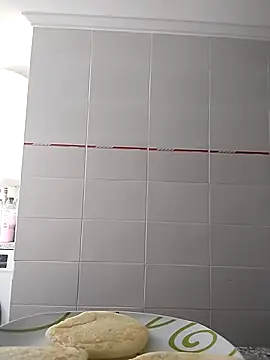 Snapshot of Seet_Hanna chatting on 01-16-26, 10:30 Seet Hanna online show from 01-16-26, 10:30