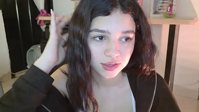 eva sin18 online show from 06-08-26, 01:28