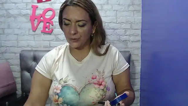 Snapshot of Milf-Prettyboobs chatting on 07-21-26, 05:37 Milf-Prettyboobs online show from 07-21-26, 05:37