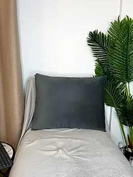 Eire Spencer online show from 12-04-25, 04:44