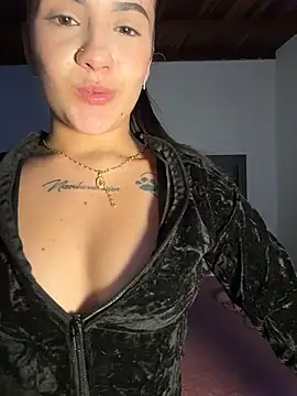 Snapshot of Paulet_Johnson chatting on 02-11-26, 03:55 Paulet Johnson online show from 02-11-26, 03:55