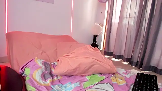 sweet cinamon online show from 10-24-25, 07:32