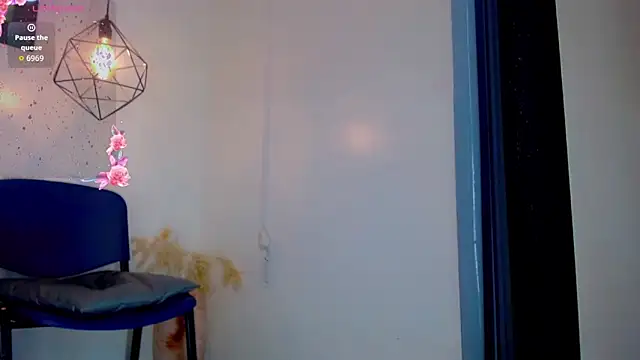 Snapshot of alexsandra_kiss chatting on 09-19-25, 11:22 alexsandra kiss online show from 09-19-25, 11:22