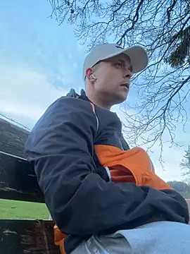 Buroo97 online show from 04-09-26, 05:51