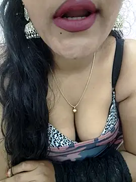 priya 00143 online show from 12-02-25, 04:29