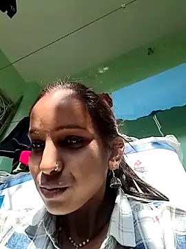 Hotty-Nidhi online show from 02-17-26, 04:20