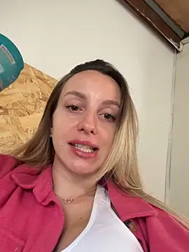 AlexisWhit online show from 09-28-25, 07:14