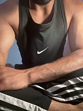 Snapshot of HARSHHU01 chatting on 03-22-25, 07:36 HARSHHU01 online show from 03-22-25, 07:36