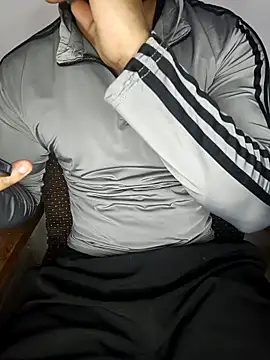 Snapshot of HARSHHU01 chatting on 02-21-26, 05:36 HARSHHU01 online show from 02-21-26, 05:36