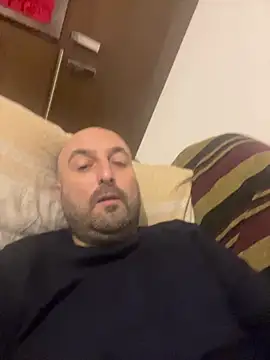 Snapshot of maxxxio12 chatting on 03-14-25, 05:46 maxxxio12 online show from 03-14-25, 05:46