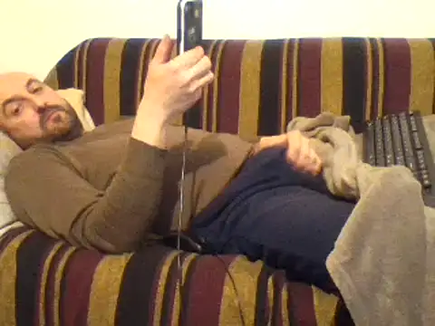 Snapshot of maxxxio12 chatting on 03-18-25, 09:21 maxxxio12 online show from 03-18-25, 09:21