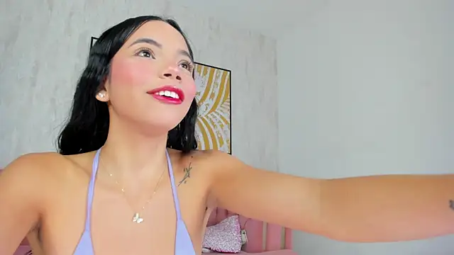 Krissi latore online show from 01-17-26, 01:05