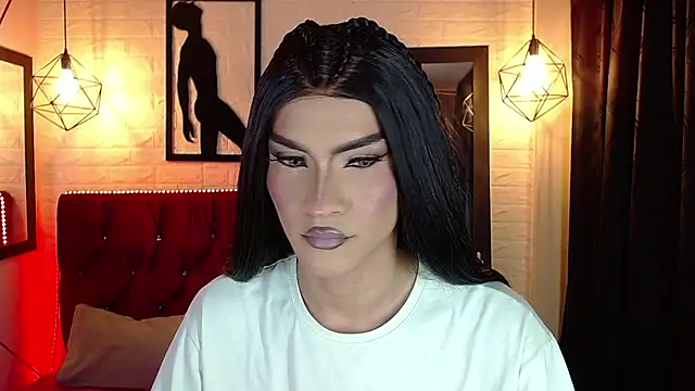 agatha rodriguez online show from 11-20-25, 01:44