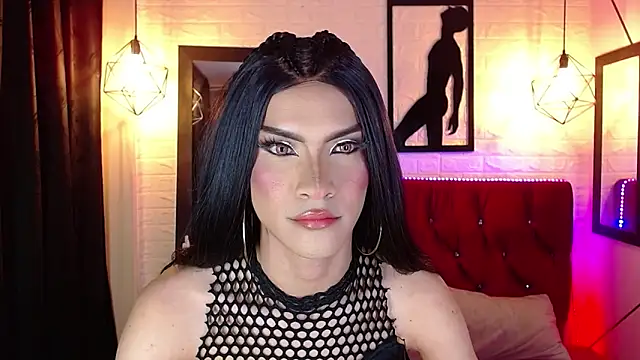 agatha rodriguez online show from 11-21-25, 02:16