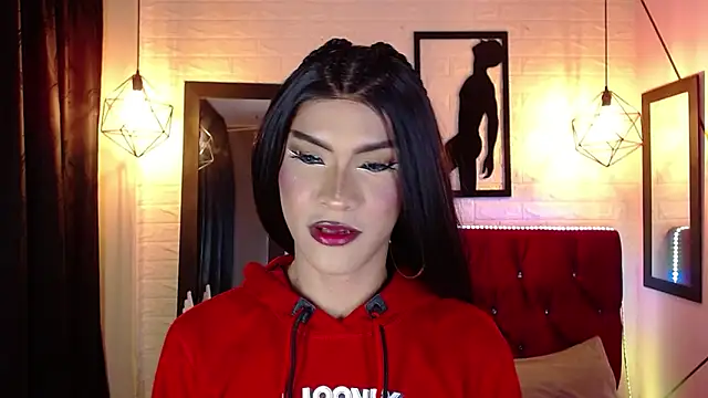 agatha rodriguez online show from 11-24-25, 02:06