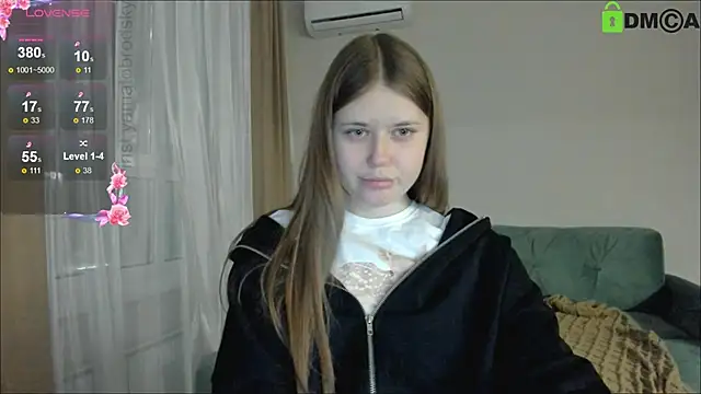 Snapshot of YamatoBrodsky chatting on 12-14-25, 10:58 YamatoBrodsky online show from 12-14-25, 10:58