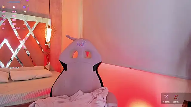 adara evanss online show from 11-04-25, 08:52