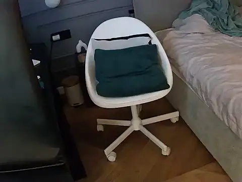 Snapshot of SavagesGN chatting on 03-05-26, 01:40 SavagesGN online show from 03-05-26, 01:40