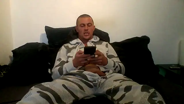 GermanAnonymxh online show from 11-08-25, 02:23