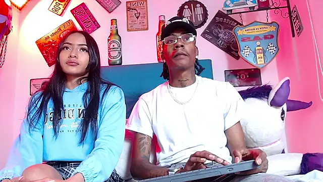 Snapshot of lili_roussi chatting on 11-04-25, 12:21 lili roussi online show from 11-04-25, 12:21