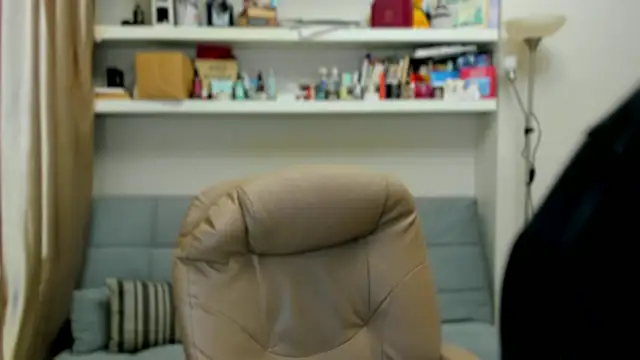 Kara Smith  online show from 11-13-25, 12:20