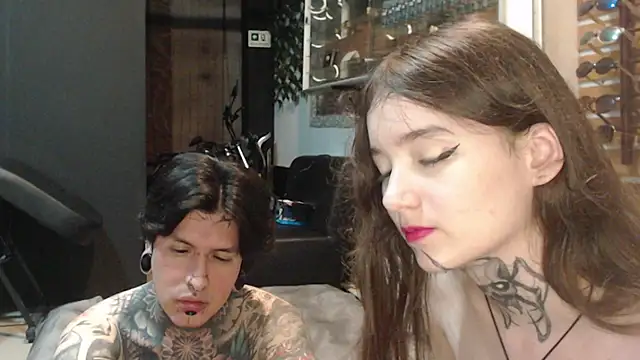 Alucard-Carmila online show from 11-05-25, 03:28