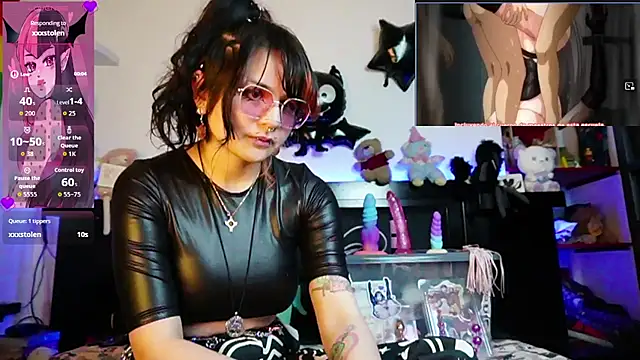 Devil And Princess online show from 06-25-26, 01:27