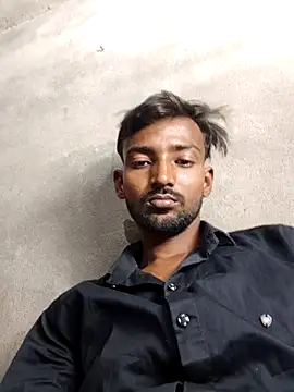 India HOT23 online show from 10-10-25, 12:37