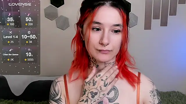 Snapshot of Angel_Monica chatting on 10-06-25, 02:31 Angel Monica online show from 10-06-25, 02:31