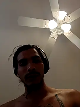 Snapshot of HazelEyedJay420 chatting on 03-14-25, 05:02 HazelEyedJay420 online show from 03-14-25, 05:02