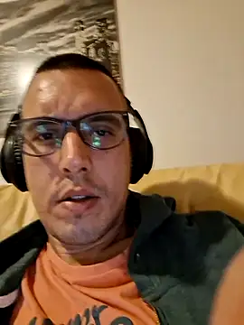 Snapshot of marco199077 chatting on 03-29-26, 07:36 marco199077 online show from 03-29-26, 07:36