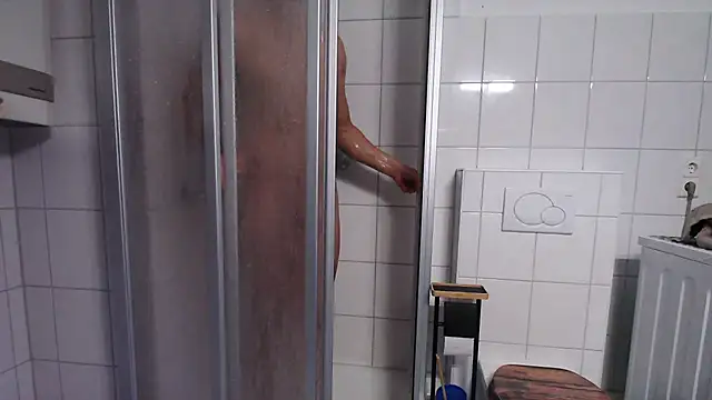 Snapshot of P_K_33 chatting on 11-28-25, 03:25 P K 33 online show from 11-28-25, 03:25