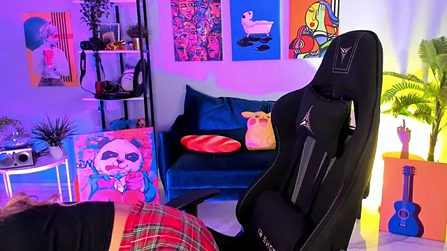 SarahAlluring online show from 10-10-25, 12:04