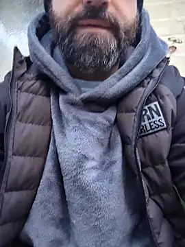 Snapshot of HairyCubBttmboy chatting on 01-14-26, 04:01 HairyCubBttmboy online show from 01-14-26, 04:01