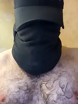 Snapshot of HairyCubBttmboy chatting on 04-02-26, 10:18 HairyCubBttmboy online show from 04-02-26, 10:18